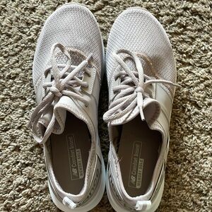 New Balance Women's FuelCore Nergize Sneaker